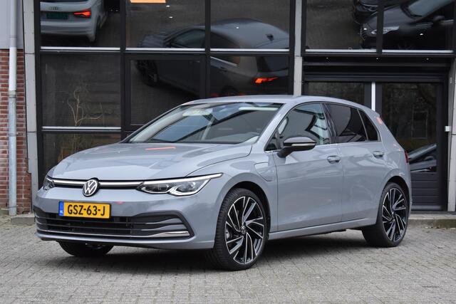 Volkswagen GOLF 1.4 eHybrid Lane ACC Camera Ambiance Massage D.Hoek