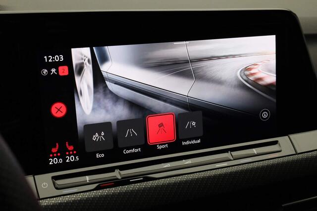 Volkswagen GOLF 1.5 eTSI 150 pk DSG R-Line Business+ | Panoramadak | Trekhaak | IQ Light | Stuur-/stoelverwarming | Achteruitrijcamera