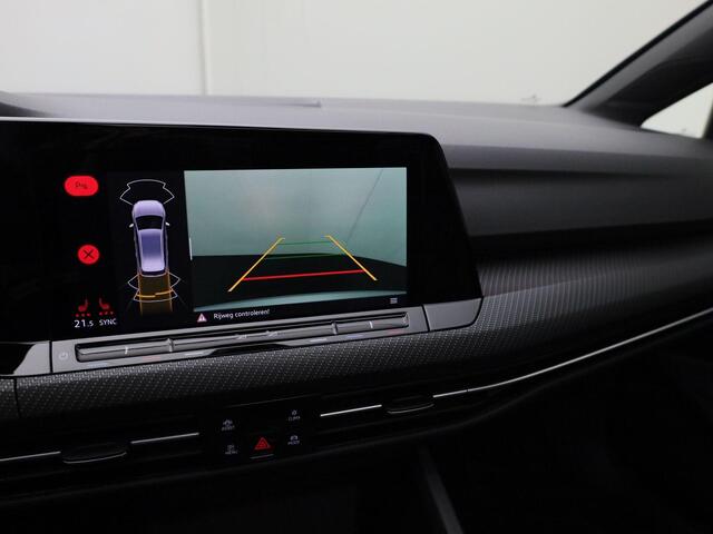 Volkswagen GOLF Variant 1.5eTSI 110kW/150PK R Line DSG · Panoramadak · Apple/Android · Camera + Parkeersensoren · Garantie tot maart 2026 of 40.000km