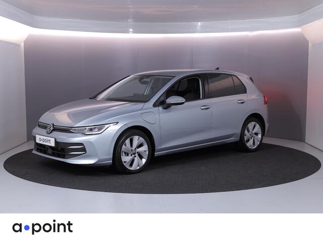 Volkswagen GOLF 1.5 eHybrid Life Edition 204 pk Automaat (DSG) | Verlengde garantie | Navigatie via App | Parkeersensoren (Park assist) | Achteruitrijcamera | Adaptieve cruise control |