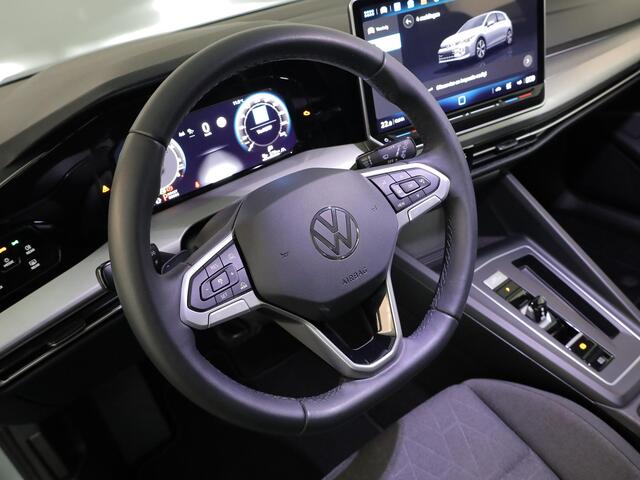 Volkswagen GOLF 1.5 eHybrid Life Edition 204 pk Automaat (DSG) | Verlengde garantie | Navigatie via App | Parkeersensoren (Park assist) | Achteruitrijcamera | Adaptieve cruise control |