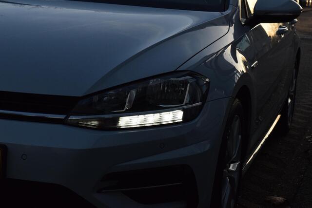 Volkswagen GOLF 1.0 TSI Comf. Bus.|R-Line|Carplay|ACC|Massage