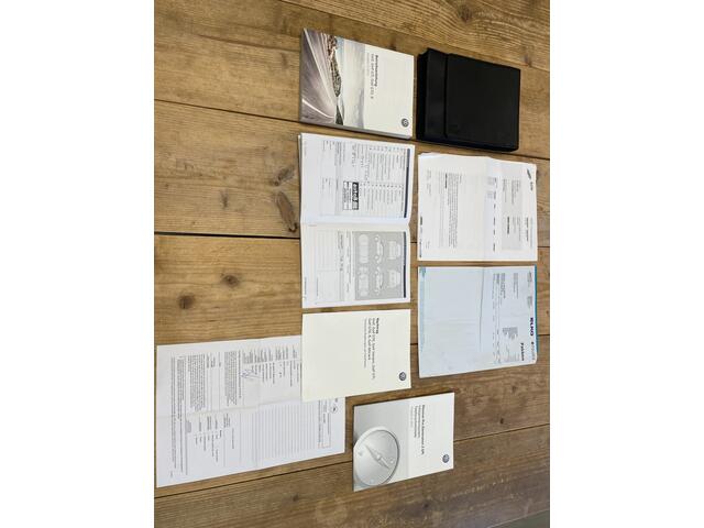 Volkswagen GOLF 7,5 GTI 2.0 TSI 230pk DSG / Aut. Fun Led Navi Pro DCC Pano 19" !!