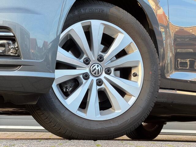 Volkswagen GOLF 1.0 TSI COMFORTLINE 5-DEURS NAVI/ACC-CRUISE/CARPLAY/LMV/PDC/NL-AUTO