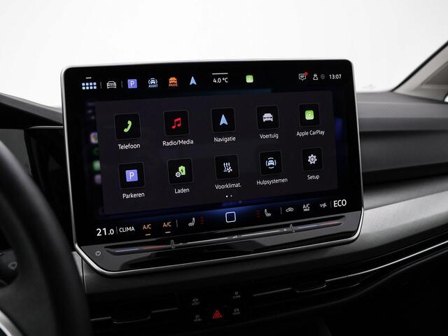 Volkswagen GOLF 1.5 eHybrid 204pk DSG Life Edition · Camera · Apple/Android Car Play · P-Sensoren · Keyless · 18'' Inch · Garantie t/m 19-05-2029 of 100.000km