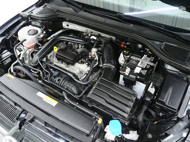 Volkswagen GOLF Variant 1.0 TSI | Camera | Adaptive Cruise | Virtual | Stoelverwarming | DAB | Carplay