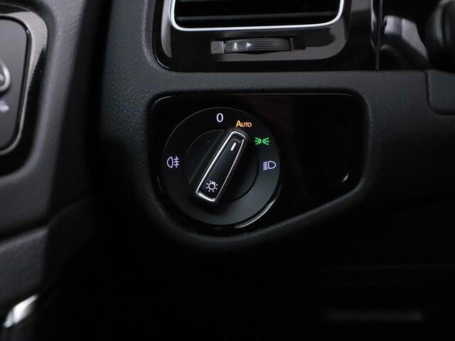 Volkswagen GOLF 1.5 TSI Aut.Highline R-Line Trekhaak/led/Ad.Cruise