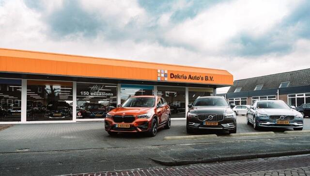 Volkswagen GOLF 1.2 TSI Trendline / Navi / Cruise / Lmv 16" / Park pilot / Privacy Glass / Stoelverw. / Apk 03-2026