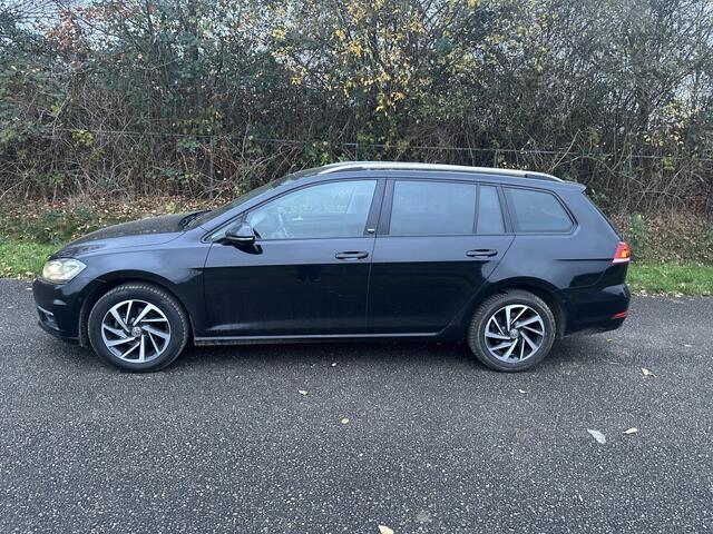 Volkswagen GOLF 1.5 TSI Highline
