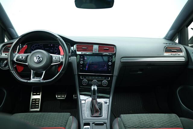 Volkswagen GOLF 2.0 TSI GTI Performance |Pano|Camera|Dodehoek|ACC|