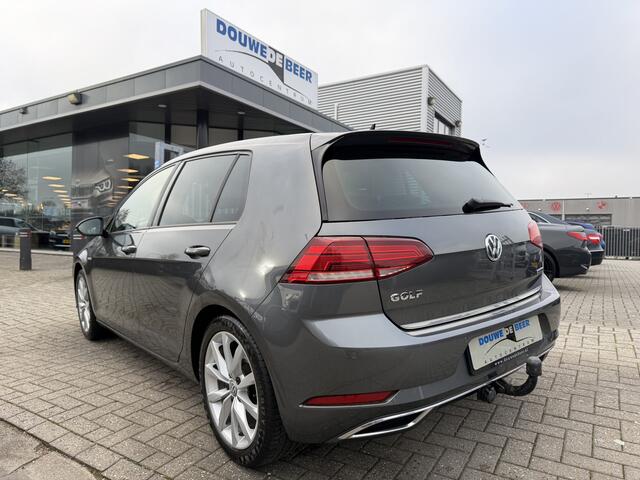 Volkswagen GOLF 1.5 TSI Highline Digitale display | Trekhaak | DAB | Carplay