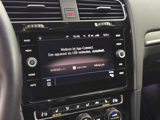 Volkswagen GOLF 1.4 TSI PHEV GTE / Matrix-LED / Winterpakket