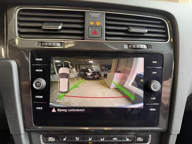 Volkswagen GOLF 1.0 TSI Comfortline Business Navigatie Carplay