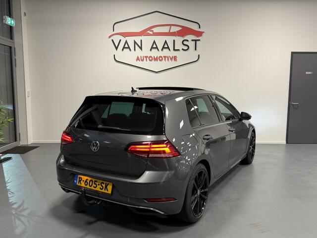 Volkswagen GOLF 1.5 TSI Highline/ Pano/ Automaat/ Navi/ Trekhaak
