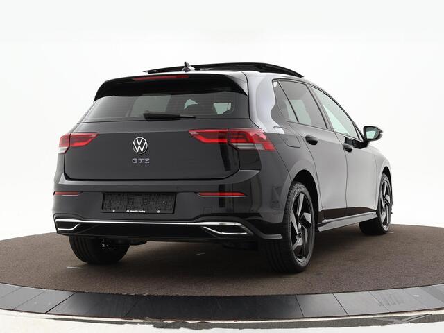 Volkswagen GOLF 1.4 245pk DSG eHybrid GTE · Panoramadak · Apple/Android Car Play · Navi · P-Sensoren · 17'' Inch ·