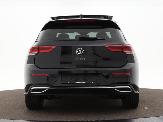 Volkswagen GOLF 1.4 245pk DSG eHybrid GTE · Panoramadak · Apple/Android Car Play · Navi · P-Sensoren · 17'' Inch ·