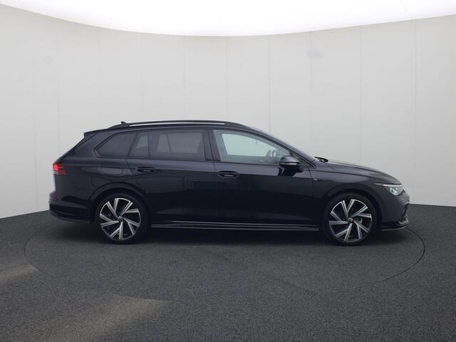 Volkswagen GOLF Variant 1.5eTSI 96kW/130PK R-Line Black Style DSG · Camera · Navigatie · Trekhaak · Apple/Android Car Play · Stoelverwarming ·