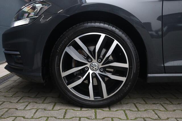 Volkswagen GOLF 1.4 TSI Highline | Pano | 17 Inch | Winter Pakket |