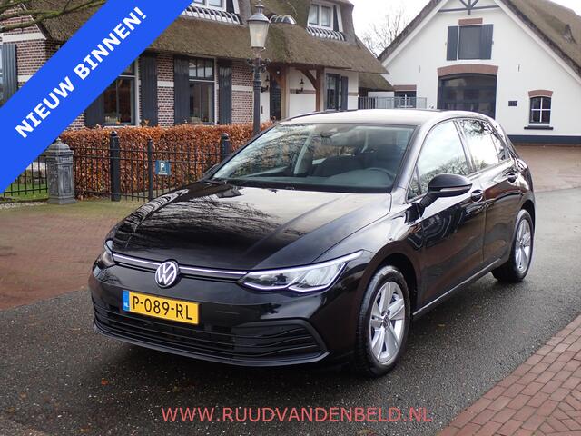 Volkswagen GOLF 1.0TSI Life ACC/CARPLAY/NAVI/CAMERA/SFEERVERLICHTING