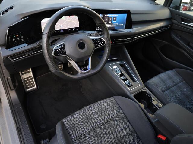Volkswagen GOLF GTE 1.4 PHEV 245PK | Achteruitrijcamera | Adaptive Cruise | Stoel&Stuurverwarming | Getint Glas | Carplay/Android |
