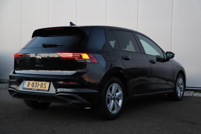Volkswagen GOLF 1.5 eTSI Life Business 131PK DSG Automaat Sfeerverlichting Navigatie Achteruitrijcamera Clima Adaptive Cruise