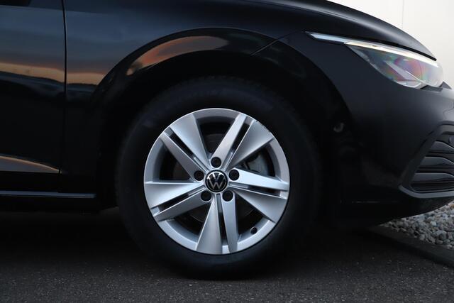 Volkswagen GOLF 1.5 eTSI Life Business 131PK DSG Automaat Sfeerverlichting Navigatie Achteruitrijcamera Clima Adaptive Cruise