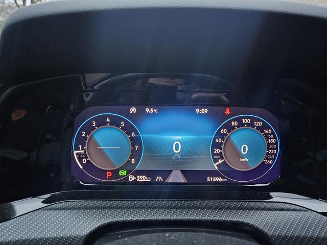 Volkswagen GOLF 1.5 eTSI R-Line