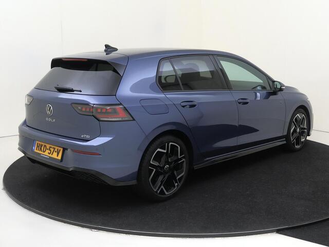 Volkswagen GOLF 1.5 eTSI R-Line Edition 1.5 eTSI R-Line | Navigatie | Parkeersensoren | Adaptieve cruise control | Sfeerverlichting | CarPlay | Draadloze telefoonlader |