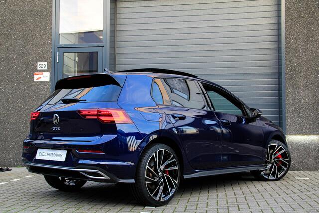 Volkswagen GOLF 1.4 eHybrid GTE Panorama dak | IQ Lights | Head up | 19' adelaide | Vol in opties! | Atlantic blue