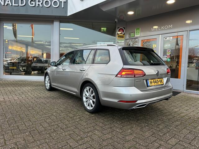 Volkswagen GOLF 1.5 TSI Highline | Carplay | Airco | ACC | Camera A + PDC