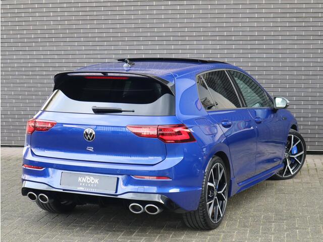 Volkswagen GOLF 2.0 TSI R 4Motion | DCC | H&K | 100% Historie | / Panoramadak / LED / 19 Inch / Head-Up Display / Sportstoelen / Stoelverwarming / Stuurwiel Verwarmd / Dodehoek Detectie