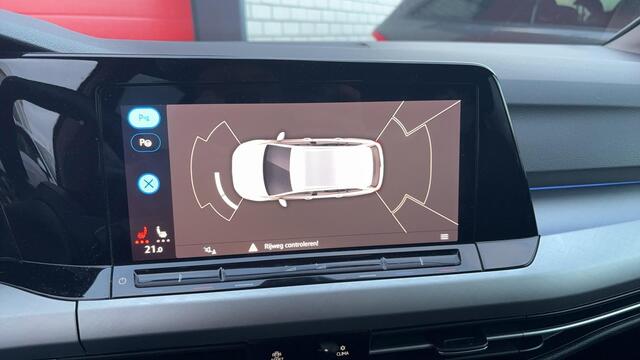 Volkswagen GOLF Variant 1.5 eTSI Life Business AUTOMAAT / TREKHAAK / FULL LED / CARPLAY / STOELVERW / STUURVERW / NAVI / ACC / NL-AUTO
