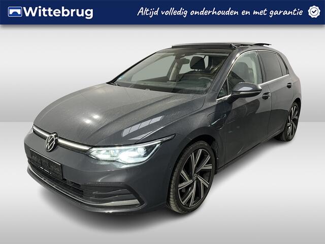 Volkswagen GOLF 1.4 eHybrid Style / AUTOMAAT/ PANO/ TREKHAAK/ STUUR+STOEL VERWARM./ DIGITAL DASH/ PARK.SENSOR.V+A/ CAMERA/ MEMORY-SEAT/ ACC/ DODE HOEK/ APP-CONNECT/ KEYLESS/ RIJ-MODI/ DAB/ NAVI/ LED/ ISOFIX/ 18'' LMV