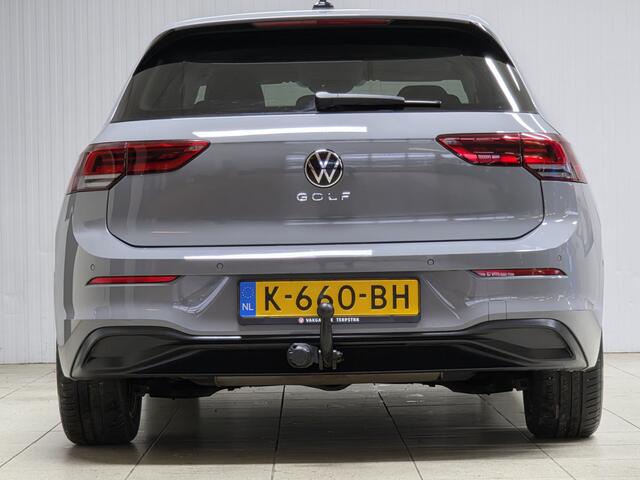 Volkswagen GOLF 1.0 TSI Life/ Dealer Onderhouden!/ Trekhaak/ LED Koplampen/ Elek.Stoel+Memory/ Virtual Cockpit/ Apple+Android/ Stoel+Stuurverw./ Sportstoel/ 16''LMV/ Clima/ Navi/ Cruise.Adaptief/ Bluetooth/ PDC V+A.