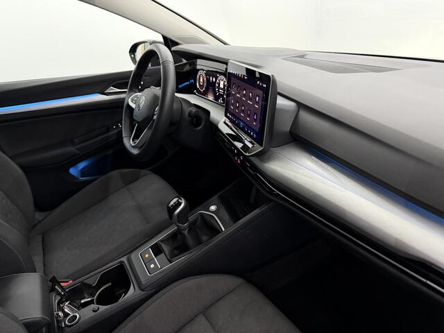 Volkswagen GOLF 1.5 TSI Life Edition Clima, Apple carplay, Parkeersensoren, Stoelverwarming, Sfeerverlichting, Led, Keyless start, 2 jaar garantie