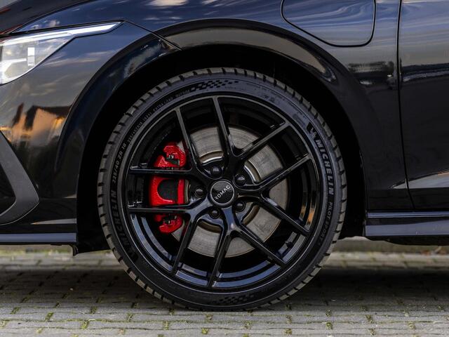 Volkswagen GOLF 1.4 eHybrid GTE volledig akrapovic. sport pakket.