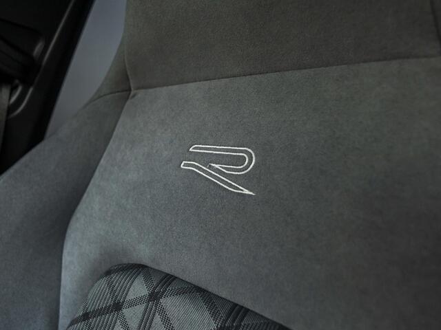 Volkswagen GOLF 1.5 2x R-Line Business 150pk dsg. i Qlight. Stoel Verw. 19 inch lm.