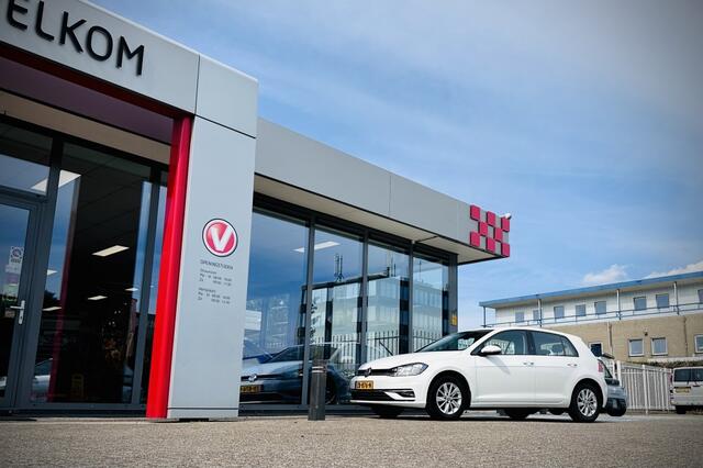 Volkswagen GOLF 1.4 TSI Comfortline / APPLE + ANDROID / CLIMA / PDC / CRUISE