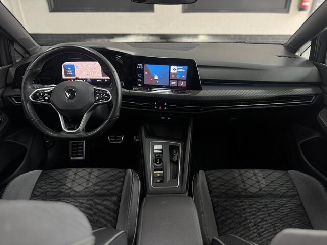 Volkswagen GOLF 1.5 eTSI R-Line Aut. Pano Camera Carplay