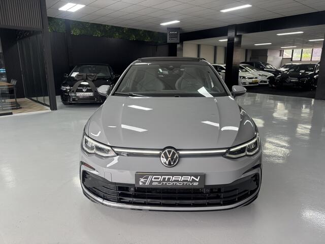 Volkswagen GOLF 1.5 eTSI R-Line Aut. Pano Camera Carplay