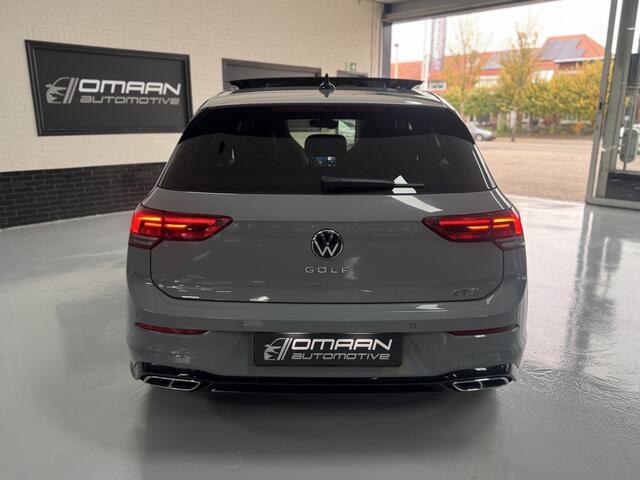 Volkswagen GOLF 1.5 eTSI R-Line Aut. Pano Camera Carplay