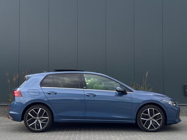 Volkswagen GOLF 1.5 eTSI 50 Edt. FULL PANO NAVI CAMERA CLIMATE MASSAGE