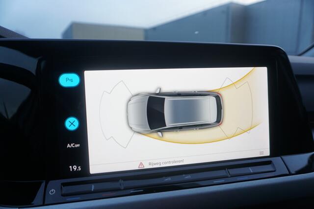 Volkswagen GOLF Variant 1.0 eTSI Life Automaat | TREKHAAK | CARPLAY | COMFORT STOEL |