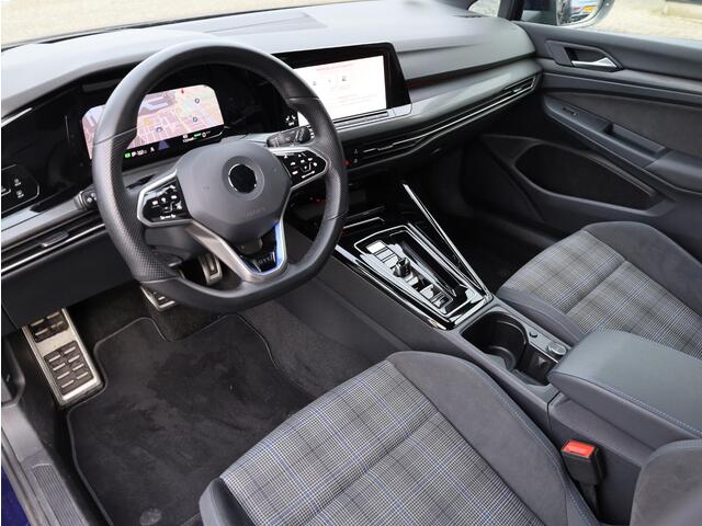 Volkswagen GOLF GTE 1.4 eHybrid 245PK | Head-up | Camera | IQ Light Matrix LED | Carplay/Android | 18"Inch |