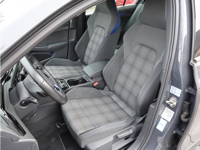 Volkswagen GOLF GTE 1.4 eHybrid 245PK | Adaptive Cruise | Carplay/Android | Stoel&Stuurverwarming |