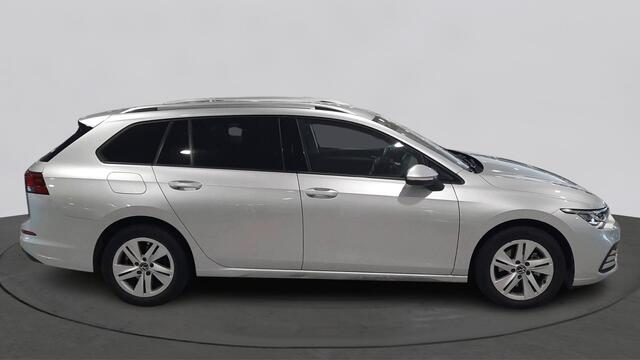 Volkswagen GOLF Variant 1.0 TSI Life Business | Camera | Ergonomische stoel | App Connect | Navigatie |