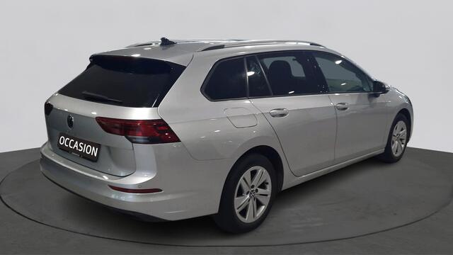 Volkswagen GOLF Variant 1.0 TSI Life Business | Camera | Ergonomische stoel | App Connect | Navigatie |