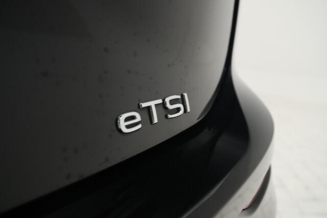 Volkswagen GOLF Variant 1.0 eTSI Life Business Automaat, Apple carplay, Lmv,