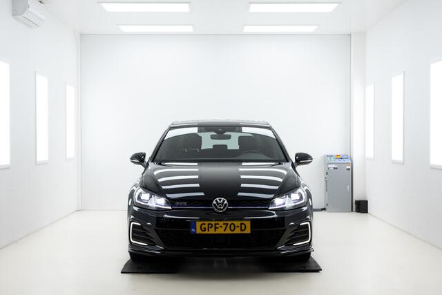Volkswagen GOLF 1.4 TSI PHEV GTE 7.5 Facelift!