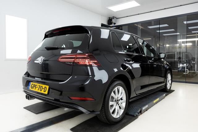 Volkswagen GOLF 1.4 TSI PHEV GTE 7.5 Facelift!